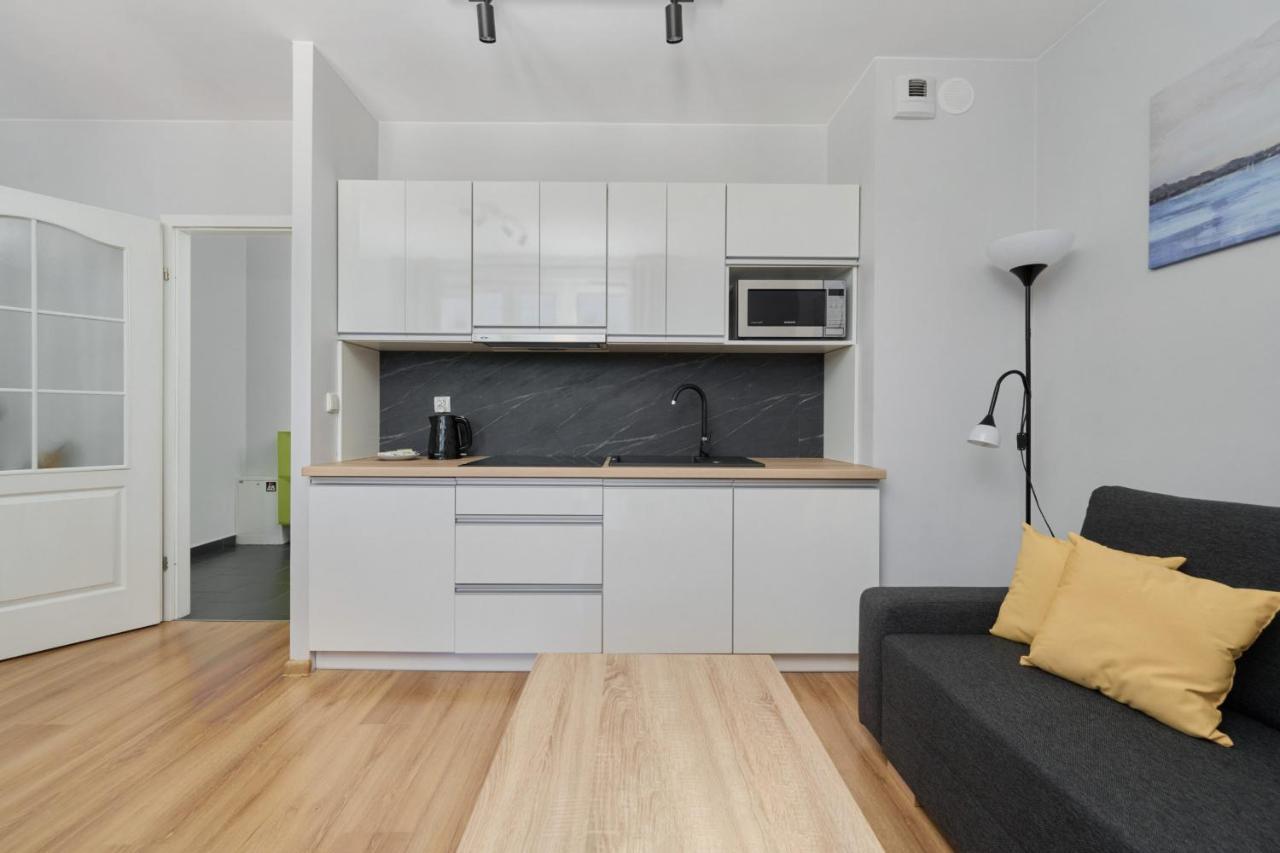 Peaceful Wroclaw Apartment For 4 Guests With Balcony By Noclegi Renters Exterior foto
